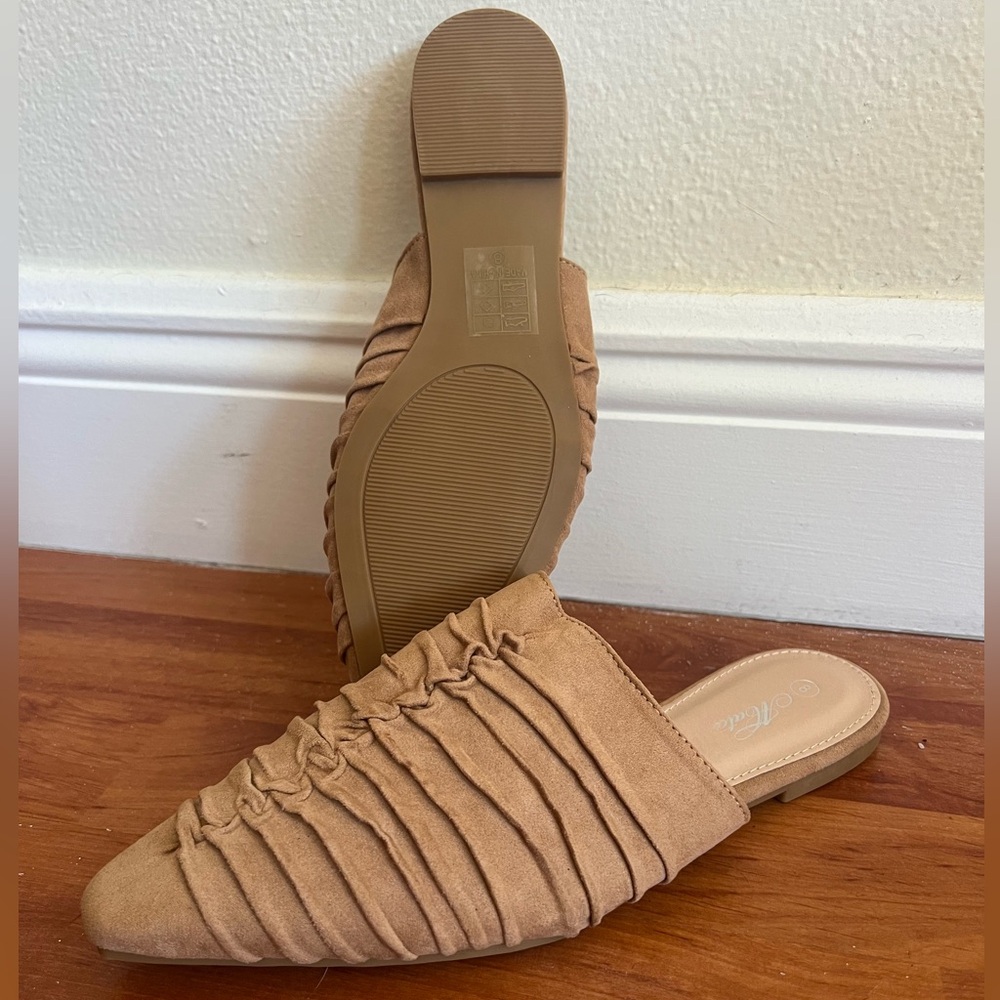 New Tan Beige Women's Mules Abata Shoes Size 8 - Picture 2 of 5